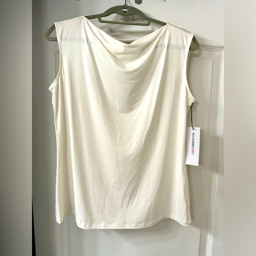 NWT - Liz Claiborne white pullover blouse - sz Med